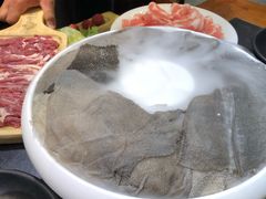 -沸炉重庆老火锅(军事博物馆店)