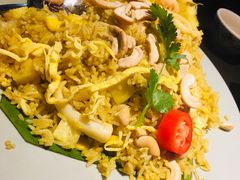 -大头虾越式风味餐厅(光明广场店)