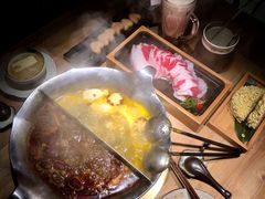 台式麻辣锅-湊湊火锅·茶憩(杭州湖滨银泰in77店)