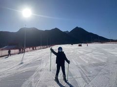 -荣盛康旅野三坡滑雪场