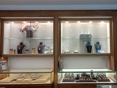 -品真阁华夏典当行(四通桥店)