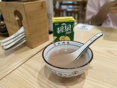 -狮头牌卤味研究所·卤味饭(花城汇南区店)