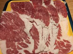 -枝魯枝魯自助料理