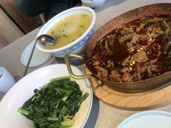 -有红鸡毛店·川菜(建设路店)