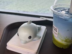 小海豚蛋糕-抱抱地球咖啡馆(国家海洋博物馆店)