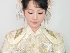 -金夫人化妆摄影职业培训学校