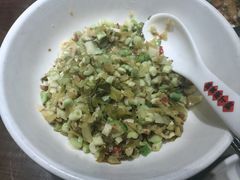 -味上湘菜馆(岳麓山店)