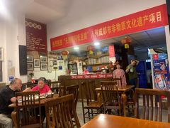 大堂-天回镇何氏豆腐(总店)