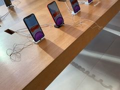-Apple零售店(华贸购物中心店)