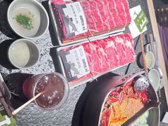-三出山火锅(南京万象天地店)