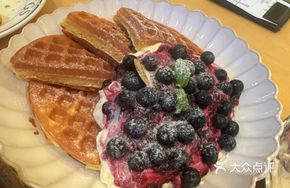 Blueberry Cream Cheese Mochi Pancake