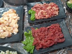 -啊美丽炭火烤肉(滑翔一店)