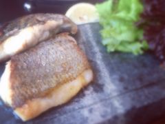 -香格里拉鱼跃地中海西餐厅·牛排披萨