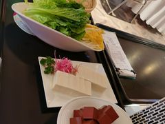 -行家海鲜火锅酒家(静安寺店)