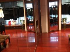 -宇翔服饰(双井桥东首城国际店)