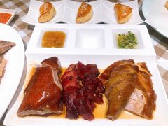 -新大咀港式茶餐厅(宝山万达店)