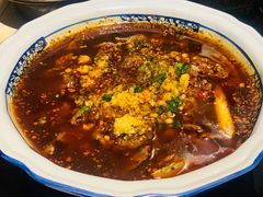 水煮牛肉-铜锣湾·有麝自然香(重庆新天地店)