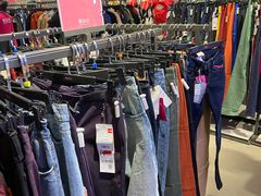 -唯品会(北京国瑞城店)
