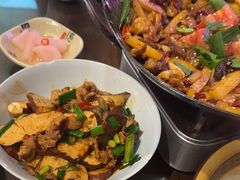 -富正毅三下锅·湘西韵味(天门山索道店)