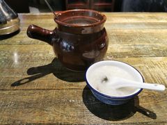 -阿洪锅贴王(小吃城店)