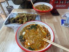 -二钢串叔麻辣烫(华龙大厦店)