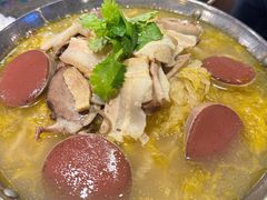 -靠山屯东北农家菜(八龙桥雅苑店)