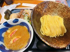 -怡己·三ツ矢堂日式料理(海伦店)