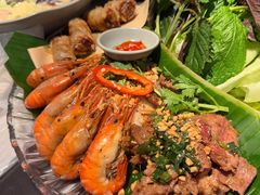 -大头虾越式风味餐厅(光明广场店)