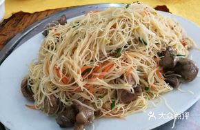 Chicken Offal Fried Rice Noodles