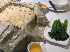 香港荷香腊味鲜虾炒饭-叹茶靓点·粤式餐厅·全天茶市(石井万民广场店)