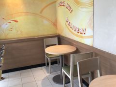 用餐区-必胜客(海上海店)