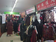 -广州白马服装市场