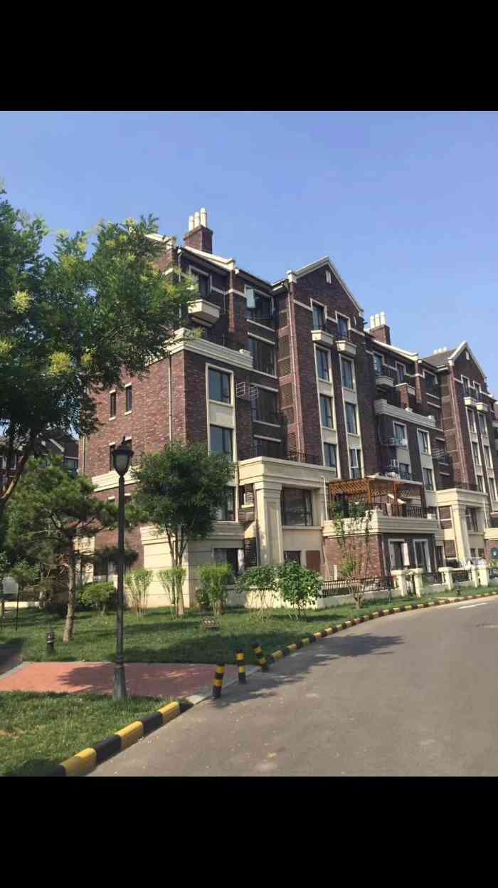 凤河孔雀城-"小区环境很不错,绿化面积很大,分别墅区和.