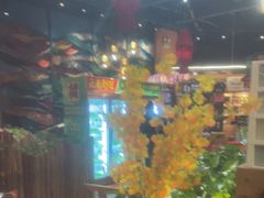 -老滇山寨•云南特色菜•地方菜•民族风情歌舞表演(金碧店)