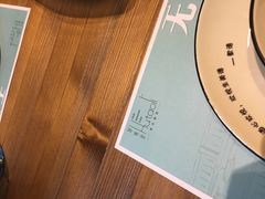 -临界音乐酒馆·小龙虾·江湖菜(华熙LIVE·鱼洞店)