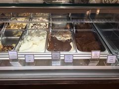 -VENCHI 闻绮(上海佛罗伦萨小镇店)