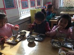 -重庆德庄火锅(体育中心店)