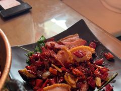 -隔壁老王·家常云南菜(花巷店)