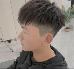 -川和潮人