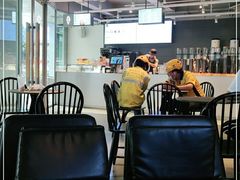 大堂-喜茶(佛山顺德大良东乐路店)