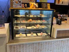 面包甜点陈列柜-麦当劳(小白楼店)