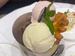 冰淇淋三拼-COVA(新天地Xintiandi店)