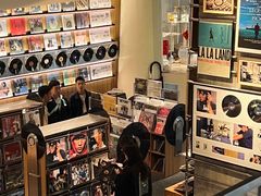 -黑胶星球(华发中城商都店)
