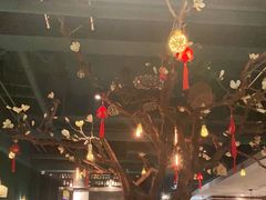 大堂-梧桐树下(云锦世家店)