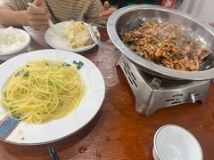 -湖南人家湘菜馆(镇江路店)