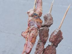 -劳动公园新疆人烤腰子