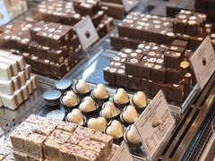 -VENCHI 闻绮(北京国贸商城店)