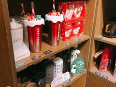 零售区-星巴克(北京南站第三店)
