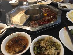 -重庆德庄火锅(体育中心店)
