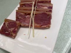 -梅龙镇酒家(南京西路总店)